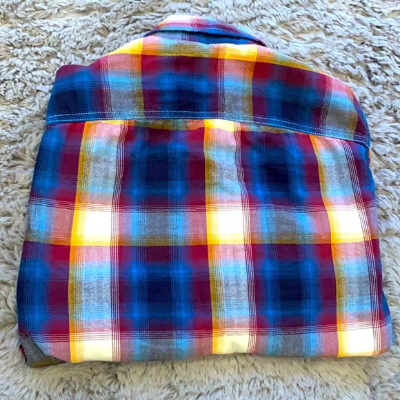 AMERICAN EAGLE PLAID BUTTON DOWN LONG SLEEVE - Picture 8 of 8